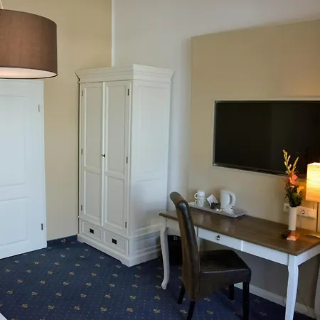 Schwanebeck 4*